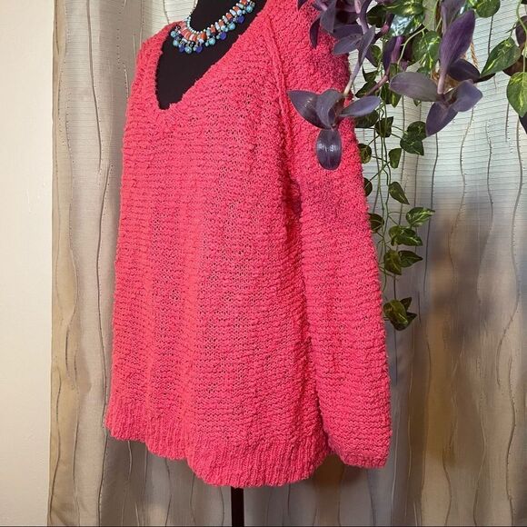 Aeropostale Salmon Sweater   - Picture 2 of 7